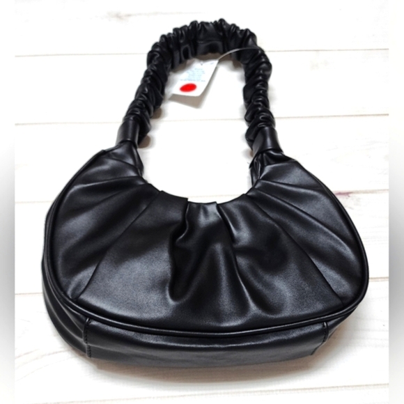 Black Scrunch Strap Shoulder Bag - New With Tags - Picture 2 of 6